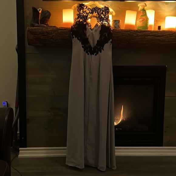 NWOT formal dress grey with mauve hue - Picture 2 of 4